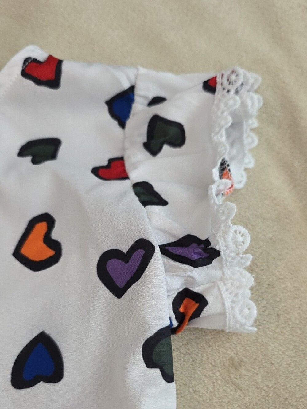 SHEIN White Dress with Multicolor Heart Print - Picture 3 of 5